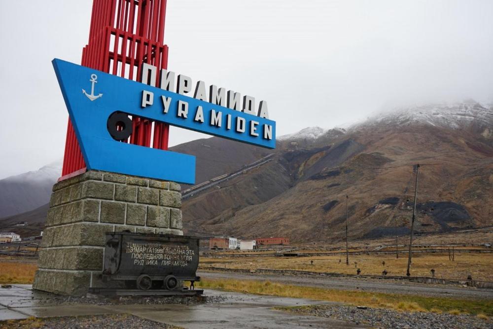 Hotel Pyramiden 외부 사진